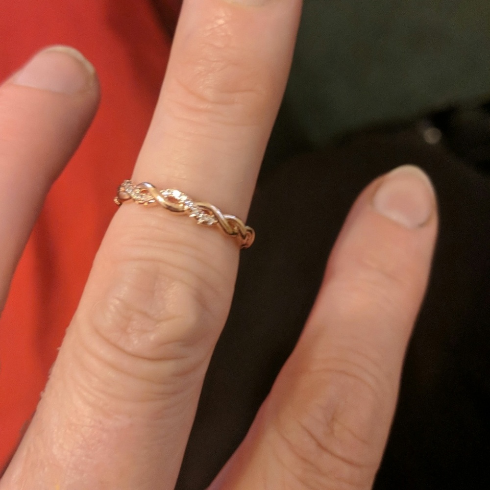 Diamond Twist Band